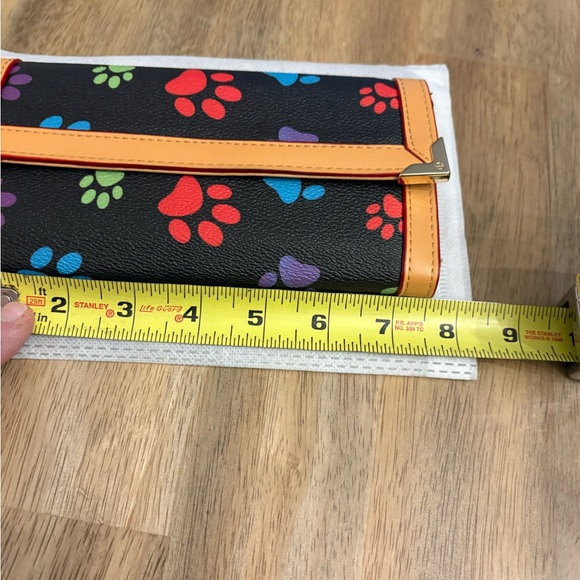 Colorful Paw Print Women's Wallet - Picture 6 of 7